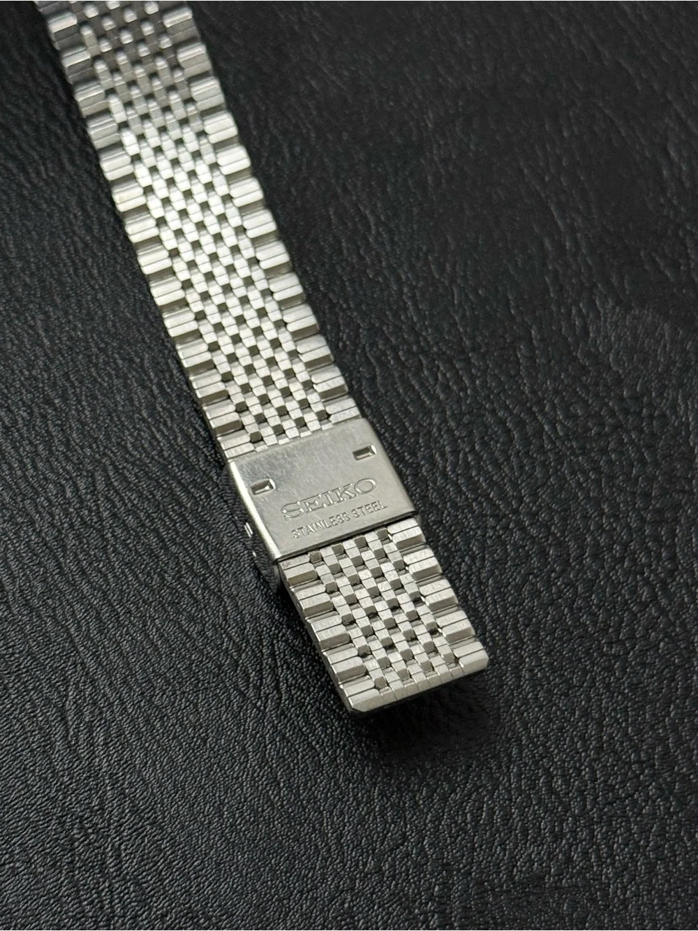 Vintage 1977 Seiko Emblem 4120-5000 Men’s Watch